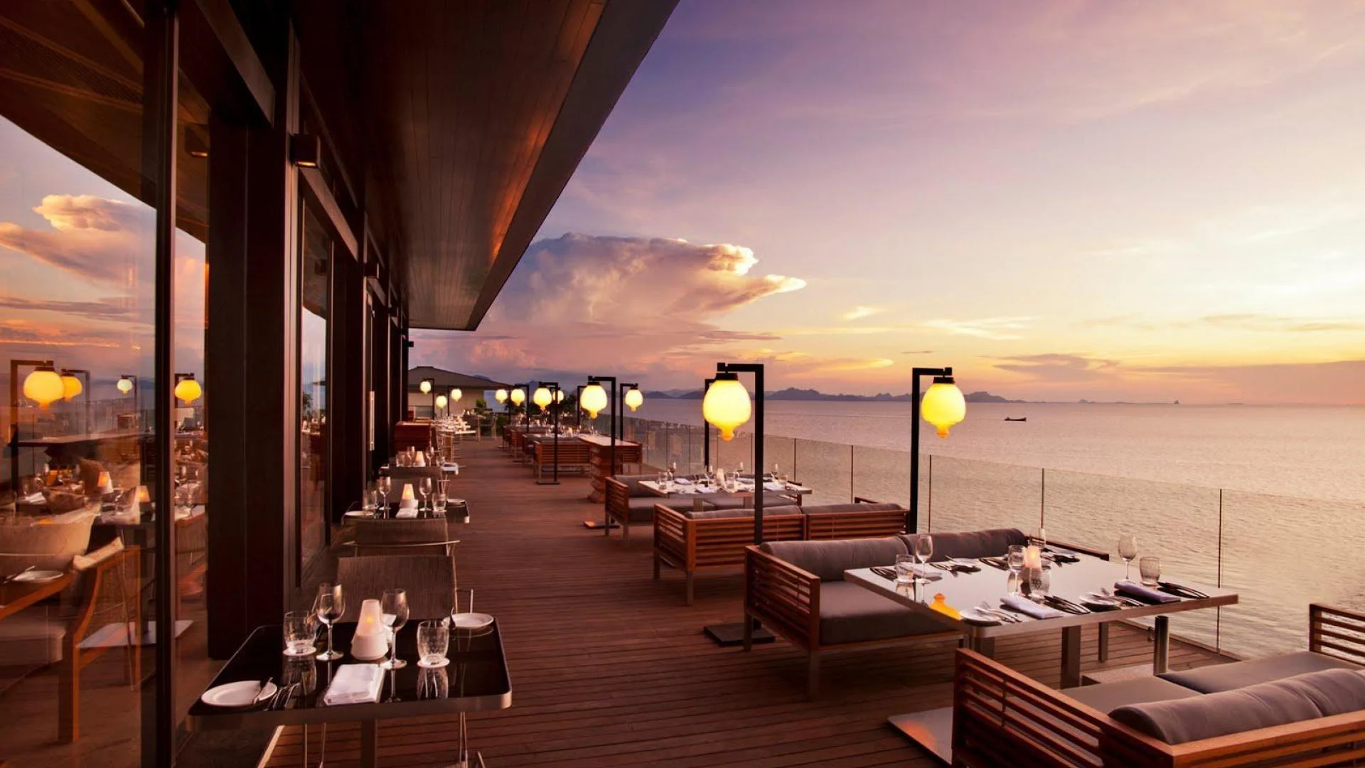 Outside Of Restaurant View